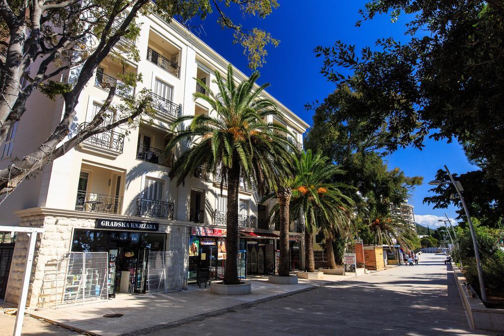 De Lux Apartments Petrovac Eksteriør bilde