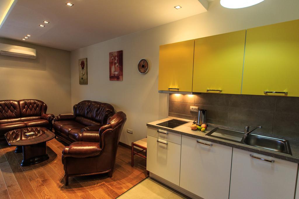 De Lux Apartments Petrovac Eksteriør bilde